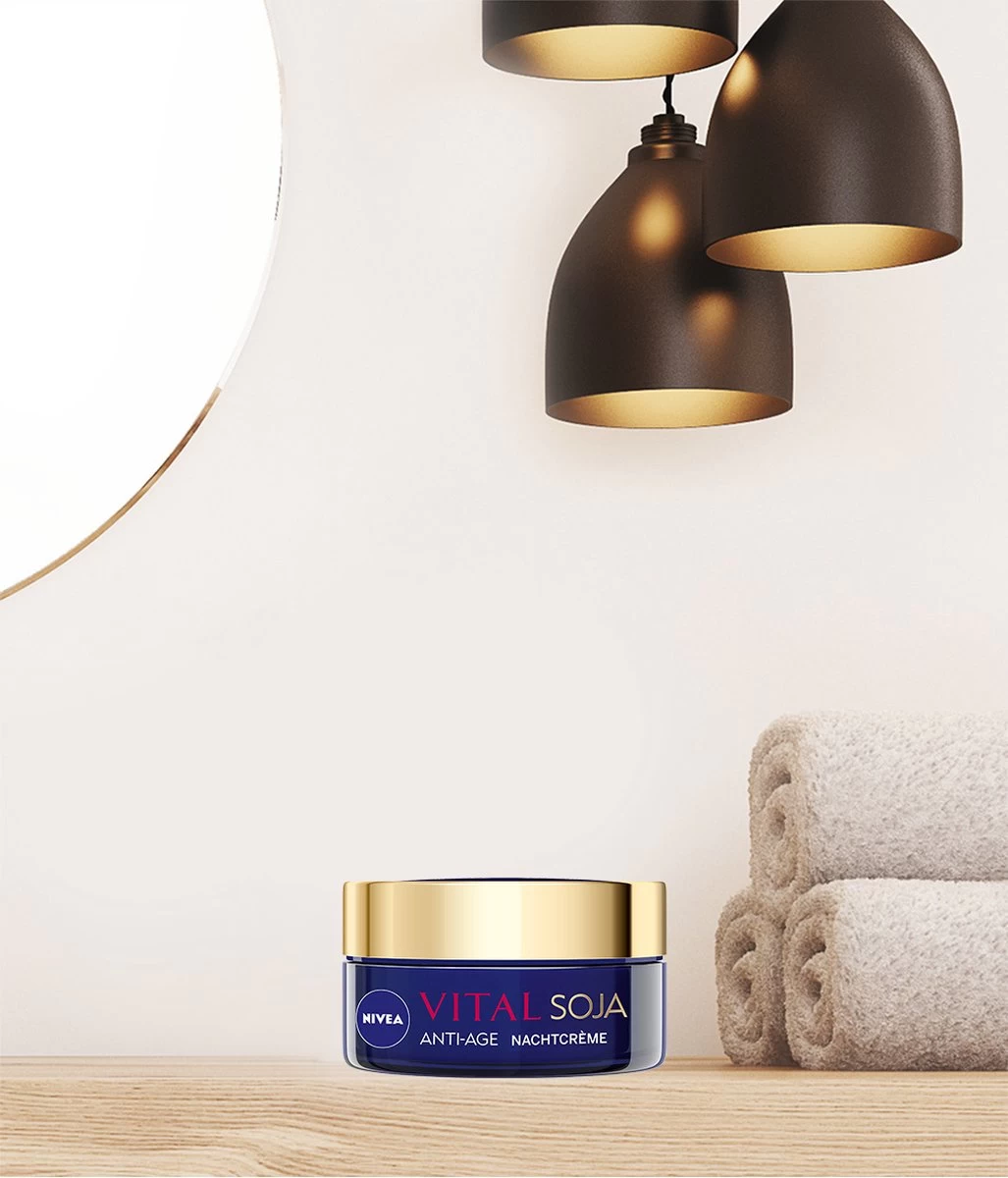 NIVEA VITAL Soja Anti-Age - 50 Ml - Nachtcrème 4 NIVEA VITAL Soja Anti-Age - 50 Ml - Nachtcrème - Afbeelding 4