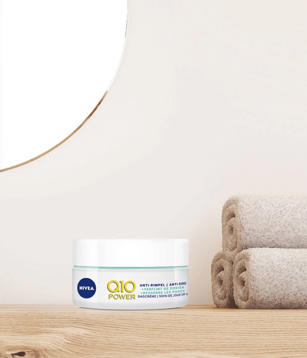 NIVEA Q10 POWER Anti-Rimpel Dagcrème Verfijnt De Poriën SPF 15 - 50 Ml - Dagcrème 3 NIVEA Q10 POWER Anti-Rimpel Dagcrème Verfijnt De Poriën SPF 15 - 50 Ml - Dagcrème - Afbeelding 3