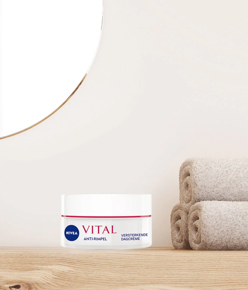 NIVEA VITAL Anti-Rimpel Versterkende Dagcrème - 50 Ml 6 NIVEA VITAL Anti-Rimpel Versterkende Dagcrème - 50 Ml - Afbeelding 6
