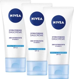 NIVEA Essentials Hydraterende Dagcrème - SPF 15 - 3 X 50ml