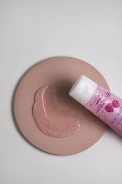 NIVEA Glow Bio Rijst Scrub - Bio Framboos Droge Gevoelige Huid - 75ml -Nivea Winkel 799x1200 2