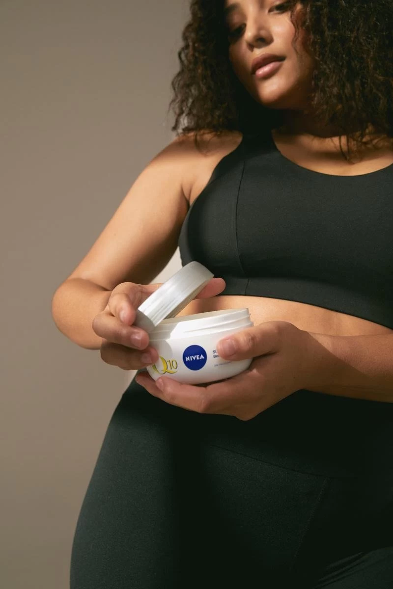 NIVEA Q10plus Verstevigende Bodycrème - 300 Ml 2 NIVEA Q10plus Verstevigende Bodycrème - 300 Ml - Afbeelding 2