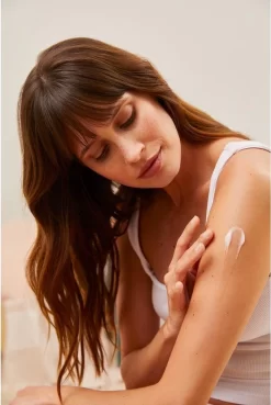 NIVEA Naturally Good Bio Aloë Vera Bodylotion - 350 Ml -Nivea Winkel 804x1200 1