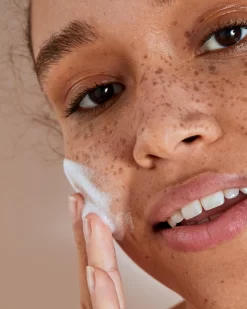 NIVEA Naturally Clean Face Bar Zuiverende Scrub 75 Gr -Nivea Winkel 959x1200 2