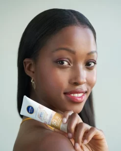 NIVEA SUN Luminous Gezicht Zonnebrand Anti-Pigment - SPF50 40 Ml 21 NIVEA SUN Luminous Gezicht Zonnebrand Anti-Pigment - SPF50 40 Ml -Nivea Winkel 960x1200 133