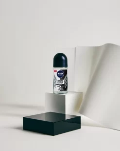 NIVEA MEN Black & White Invisible Original - 6 X 50 Ml - Voordeelverpakking - Deodorant Roller 6 NIVEA MEN Black & White Invisible Original - 6 X 50 Ml - Voordeelverpakking - Deodorant Roller -Nivea Winkel 960x1200 36