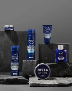 NIVEA MEN Protect & Care Hydraterende Dagcrème - 50 Ml 9 NIVEA MEN Protect & Care Hydraterende Dagcrème - 50 Ml -Nivea Winkel 960x1200 51