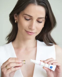 NIVEA Luminous Oogcrème Anti-Spot 15 Ml -Nivea Winkel 960x1200 53