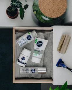 NIVEA MEN Sensitive Moisturiser - Dagcrème - 50 Ml 8 NIVEA MEN Sensitive Moisturiser - Dagcrème - 50 Ml -Nivea Winkel 960x1200 76