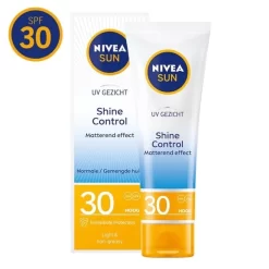 Nivea Sun Face Shine Control SPF30 Gezichtszonnecrème -Nivea Winkel prd front 4329781 3 600x600 1