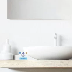 Nivea Essentials Hydraterende Dagcrème 7 Nivea Essentials Hydraterende Dagcrème -Nivea Winkel prd front 4370689 4 600x600 1