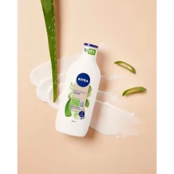 Nivea Naturally Good Aloë Vera Bodylotion -Nivea Winkel prd front 5294325 4 600x600 1